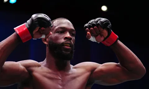 Daniel Cormier và biệt danh 'Huấn luyện viên Ngựa điên': Tân binh UFC tiết lộ những buổi tập khắc nghiệt