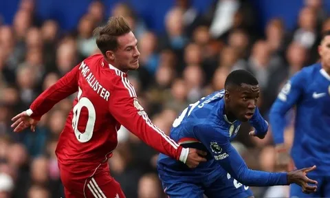 Chelsea khiến Liverpool thua 3 trận liên tiếp với bàn thắng phút 95
