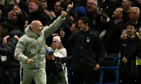 Willy Caballero hé lộ cảm xúc của Maresca sau khi bị đuổi khỏi sân