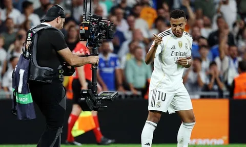 Trọng tài 2 lần mang lại lợi thế lớn cho Real Madrid