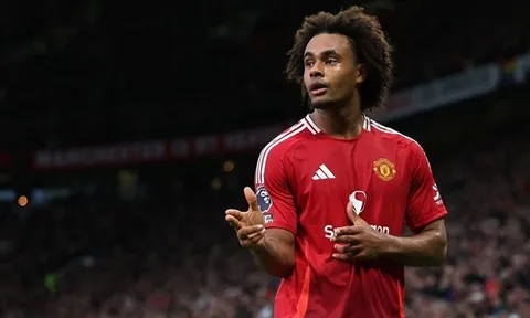 Joshua Zirkzee xứng đáng có thêm cơ hội tại Man Utd