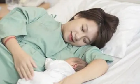 Lao động nữ sinh con được hưởng bao nhiêu tiền thai sản? Quy định mới nhất 2025