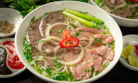 Cách nâu phở bò ngon tại nhà