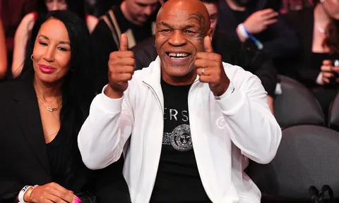 Mike Tyson: '5 ngôi sao lớn nhất UFC gộp lại cũng không bằng thu nhập của tôi'