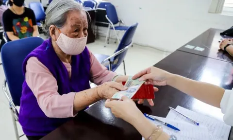 Tin vui: Đề xuất mới tăng mức tiền trợ cấp cho người từ 75 tuổi không có lương hưu