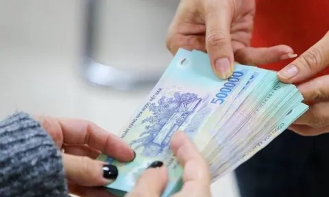Đề xuất tăng tuổi nghỉ hưu và nâng lương: Hướng tới mức sống đủ nuôi 2 con