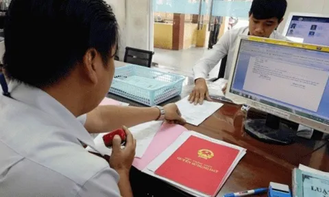 Từ nay đến 31/12/2025: Làm ngay 1 việc với Sổ đỏ để tiết kiệm hàng trăm triệu đồng