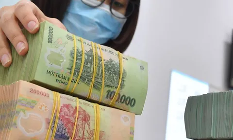 Cập nhật 2026: Việt Nam sẽ tăng lương cho công chức - Mức tăng dự kiến là bao nhiêu?”