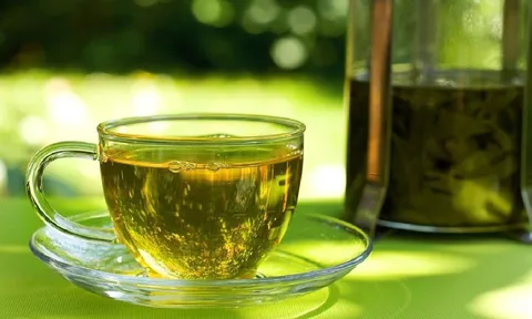 Loại nước rẻ bèo giúp cơ thơ thơm tho lại giúp chống viêm, chống nắng