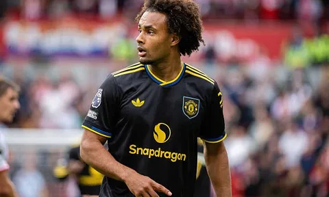 Canh bạc Joshua Zirkzee: West Ham có nên trả 30 triệu bảng cho Man United?