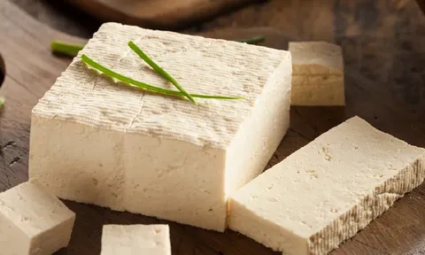 Đậu phụ là món bổ dưỡng, lành tính nhưng 4 nhóm người này ăn lại có hại