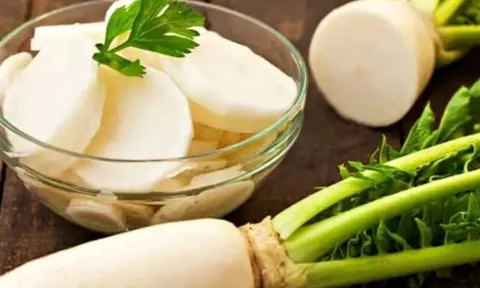 Loại rau rẻ như cho, bổ ngang nhân sâm tổ yến, đang vào mùa ngon nhất - không mua là tiếc cả năm