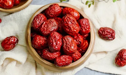 Táo đỏ là món bổ dưỡng nhưng có hại cho 5 nhóm người này