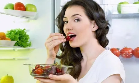 Lý do vô cùng chính đáng, bạn nên ăn trái cây vào khoảng 4h chiều