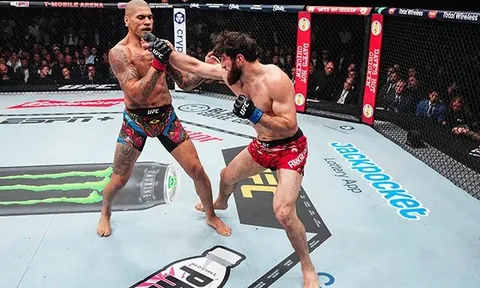 Sự thật chấn động: Alex Pereira thượng đài với ống quyển bị rạn trong trận thua Magomed Ankalaev