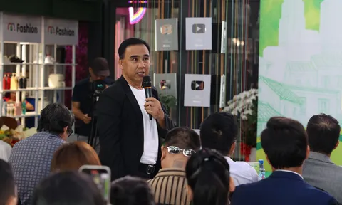 Quyền Linh đồng hành cùng người lao động trong “Cùng Vượt Khó”: Show truyền hình gieo mầm hy vọng giữa đời thực