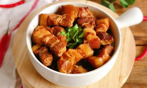 Cách kho thịt kho tàu nhanh nhừ: Rút ngắn thời gian đun nấu