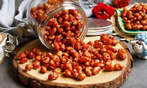 Cách rang lạc vàng giòn, để lâu chẳng lo ỉu