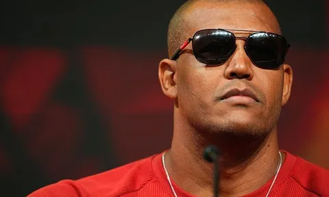 UFC 321: Cú đá cao 'lạnh gáy' và một đêm sơ bộ đầy kịch tính tại Abu Dhabi