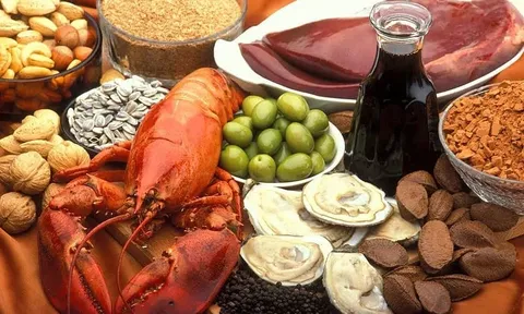 5 món ăn quen thuộc giúp ngăn tóc bạc sớm, nuôi dưỡng sắc tố tóc từ bên trong không cần hóa chất