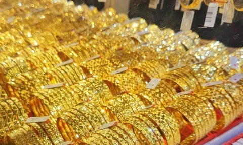 Giá vàng hôm nay 28/10: Vàng SJC và vàng nhẫn đồng loạt giảm mạnh