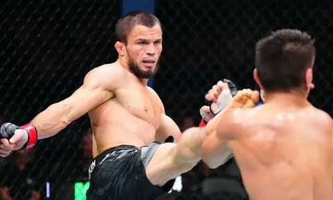 Umar Nurmagomedov chiến thắng nhọc nhằn: Giới chuyên môn hoài nghi về khả năng phục thù Merab Dvalishvili