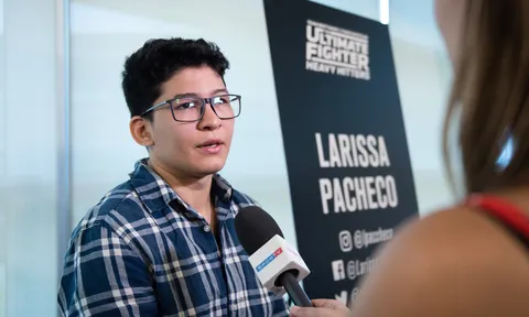 Larissa Pacheco bị PFL chấm dứt hợp đồng, gửi thông điệp thẳng đến Dana White: 'Đã đến lúc trở về nhà'