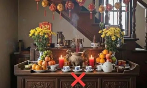 3 vật đại kỵ trên bàn thờ gia tiên: Gia chủ phải loại ngay kẻo hao tài tán lộc