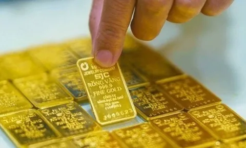 Giá vàng hôm nay 2/11/2025: Giảm sốc 4 triệu đồng/lượng, dân lướt sóng ôm thua lỗ