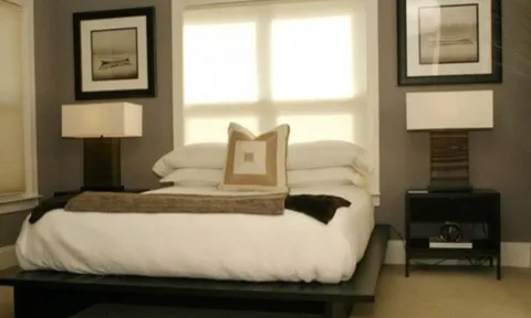 Vì sao kê giường ngủ dưới cửa sổ là cực kỳ xấu?