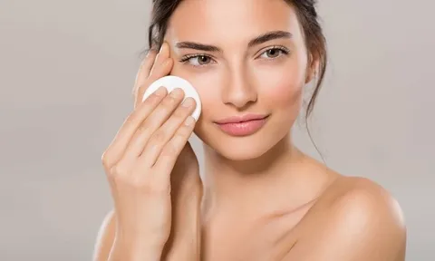 Bí quyết chăm sóc làn da khô sần, bong tróc trong mùa lạnh