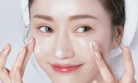 Thói quen nhỏ nhưng mang lại hiệu quả lớn trong việc phục hồi và duy trì độ ẩm cho da