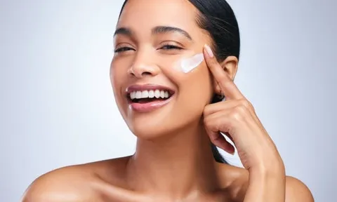 Làm sạch quá kỹ không khiến da đẹp hơn mà còn khiến da yếu đi