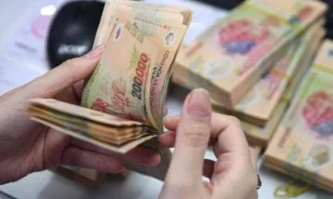 Tin vui: Từ 1/1/2026 tiền trợ cấp thất nghiệp tối đa tăng ít nhất 5.550.000 đồng/tháng, ai được hưởng?