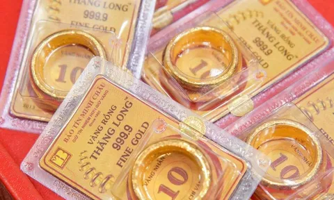 Giá vàng hôm nay 6/11: Vàng thế giới tăng dựng đứng áp sát 4.000 USD/ounce - vàng trong nước “lao dốc” bất ngờ