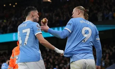 Man City khiến Etihad sống lại với thứ bóng đá đẹp