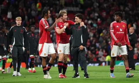 Martinez tập cùng tuyển Argentina, sẵn sàng trở lại đội hình Man United