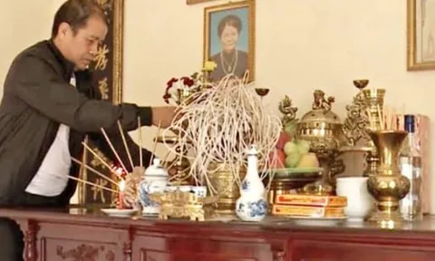 6 lỗi thắp hương khiến bề trên nổi giận, gia đình gặp xui xẻo và hao hụt tài lộc