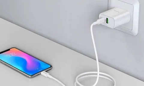 Bật nút bí mật trên điện thoại: Sạc pin nhanh gấp 10 lần mà không hại máy