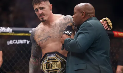 Daniel Cormier: "Jon Jones đang quá khắc nghiệt với Tom Aspinall"