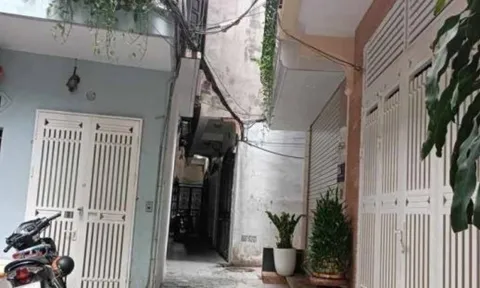 Tổ tiên cảnh báo: “Tam xung trước cửa, mất cả người lẫn của” – Chuyên gia phong thủy giải thích rõ ý nghĩa