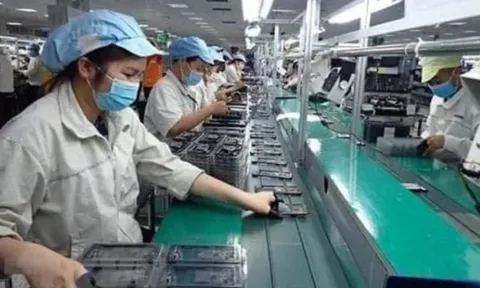 Cha mẹ cần biết: 3 nghề tưởng giàu nhưng dễ khiến con lụi bại, không có tương lai