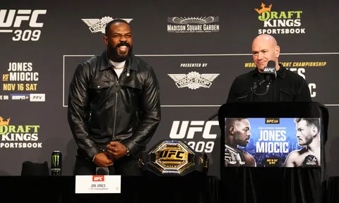 Dana White: Jon Jones không nợ tôi một lời xin lỗi, chỉ cần một trận siêu kinh điển