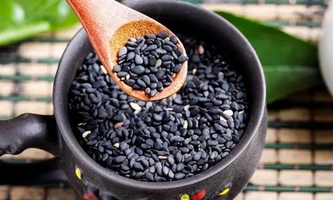 Thường xuyên ăn mè đen (vừng đen), cơ thể có 7 thay đổi bất ngờ