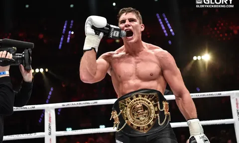 Rico Verhoeven bỏ trống đai vô địch GLORY: Kết thúc một triều đại 12 năm huy hoàng