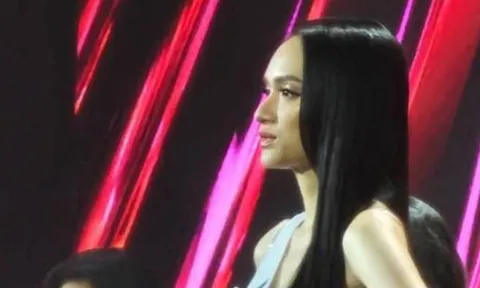 Hương Giang bần thần khi trượt Top 30 Miss Universe 2025: Khoảnh khắc gây xôn xao cộng đồng mạng