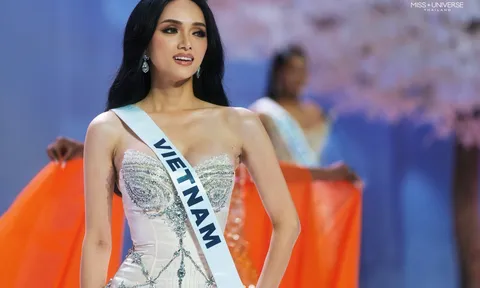 Hương Giang trượt Top 30 Miss Universe