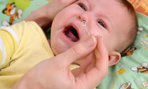 Cúm A đang hoành hành dữ dội: Có 8 dấu hiệu này cần đi bệnh viện ngay, nhất là trẻ nhỏ