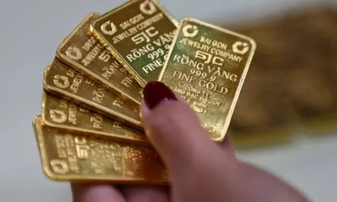 Giá vàng hôm nay 23/11 tăng sốc: Vàng miếng bật lên tới 1,1 triệu đồng/lượng