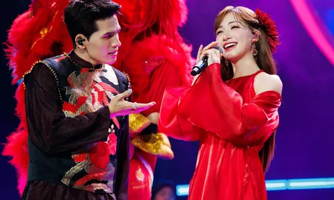 Hòa Minzy là khách mời bí mật giờ chót, diễn loạt hit cùng Quốc Thiên tại Live Concert SKYNOTE 2025